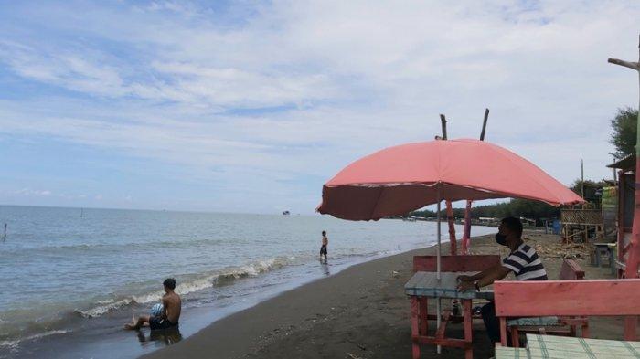 Pantai Batam Sari Tegal. Sumber: tribunnews